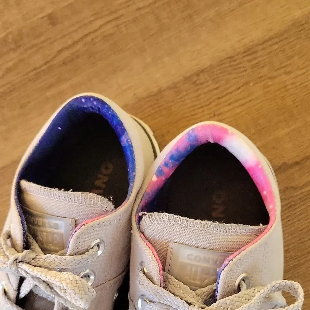 Converse Low Top Gray Sneakers Womens 7,  Pink, Purple Lining, Streetwear